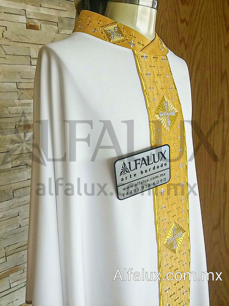 16 MAGNUS BLANCO CUELLO BORDADO 1